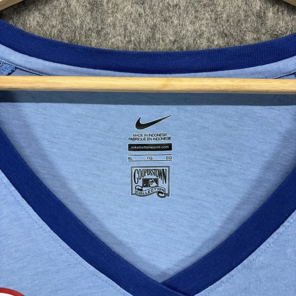 Nike Dri Fit Atlanta Braves V Neck T-Shirt Women's XL Powder Blue Short Sleeve